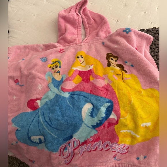 Pink Princess Hooded Towel - Picture 1 of 3